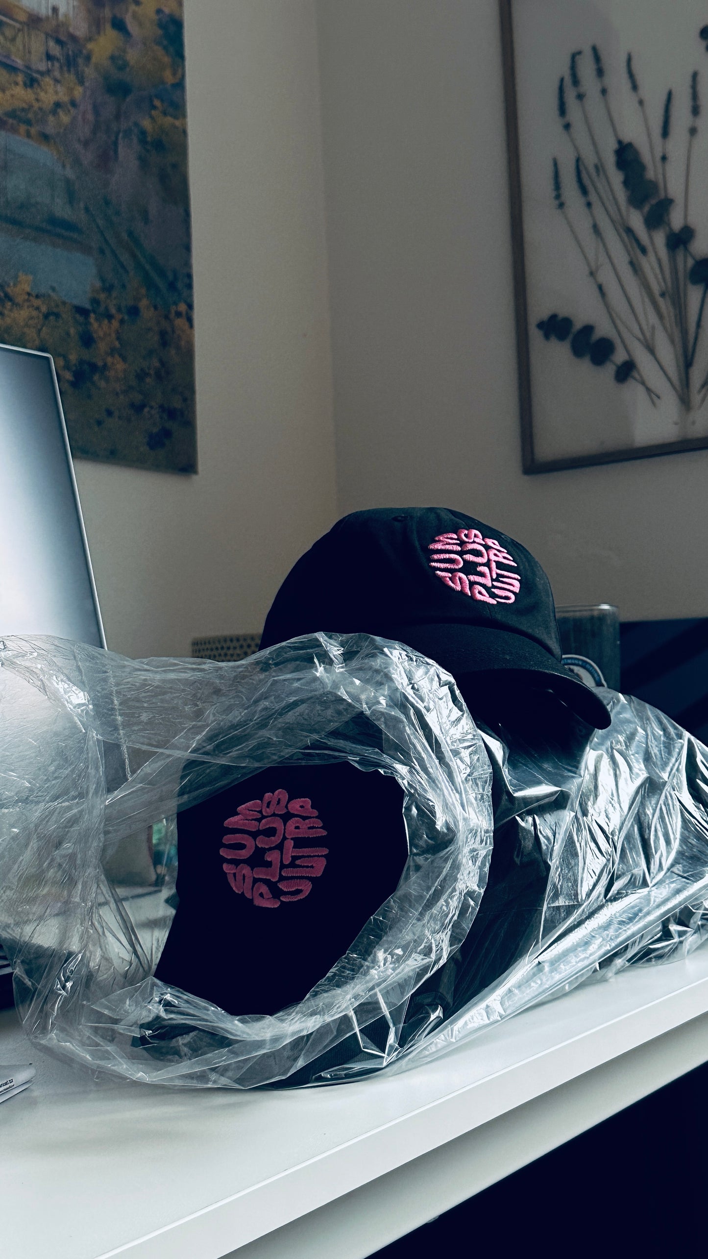 sumplus ultrasex GANGSIGN CAP #1 . limited to 50 pieces